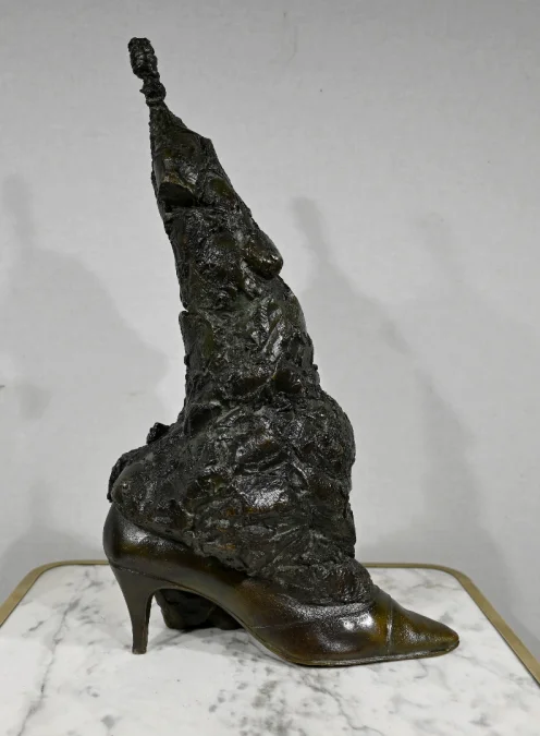 BRONZE SCULPTURE signed M. NOBLE