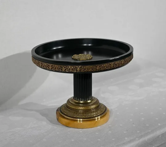 NAPOLEON III PERIOD PEDESTAL DISH