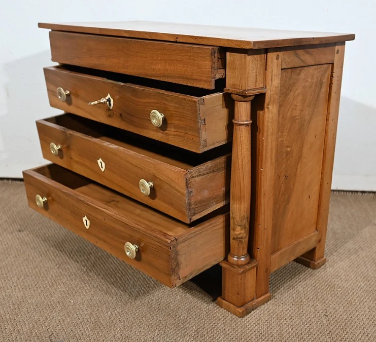 Commode de Maîtrise en Noyer massif, époque Empire – Début XIXe