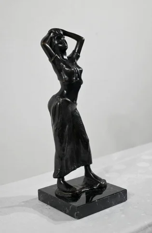 BAILARINA DE BRONCE