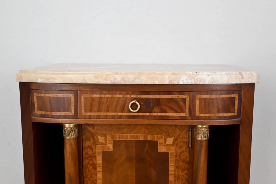 MAHOGANUY-SCHRANK IM LOUIS XVI-STIL