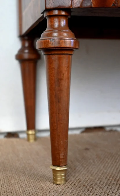 MAHOGANUY-SCHRANK IM LOUIS XVI-STIL