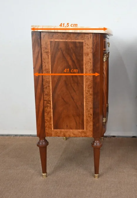 MAHOGANUY-SCHRANK IM LOUIS XVI-STIL