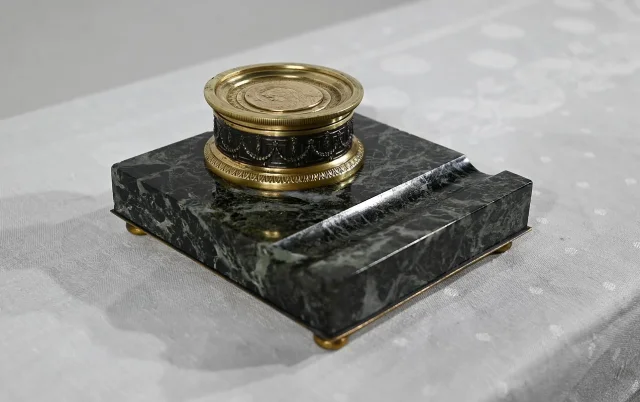 NINETEENTH CENTURY INKSTAND