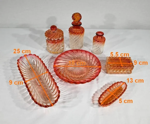 DRESSISNG TABLE SET by BACCARAT