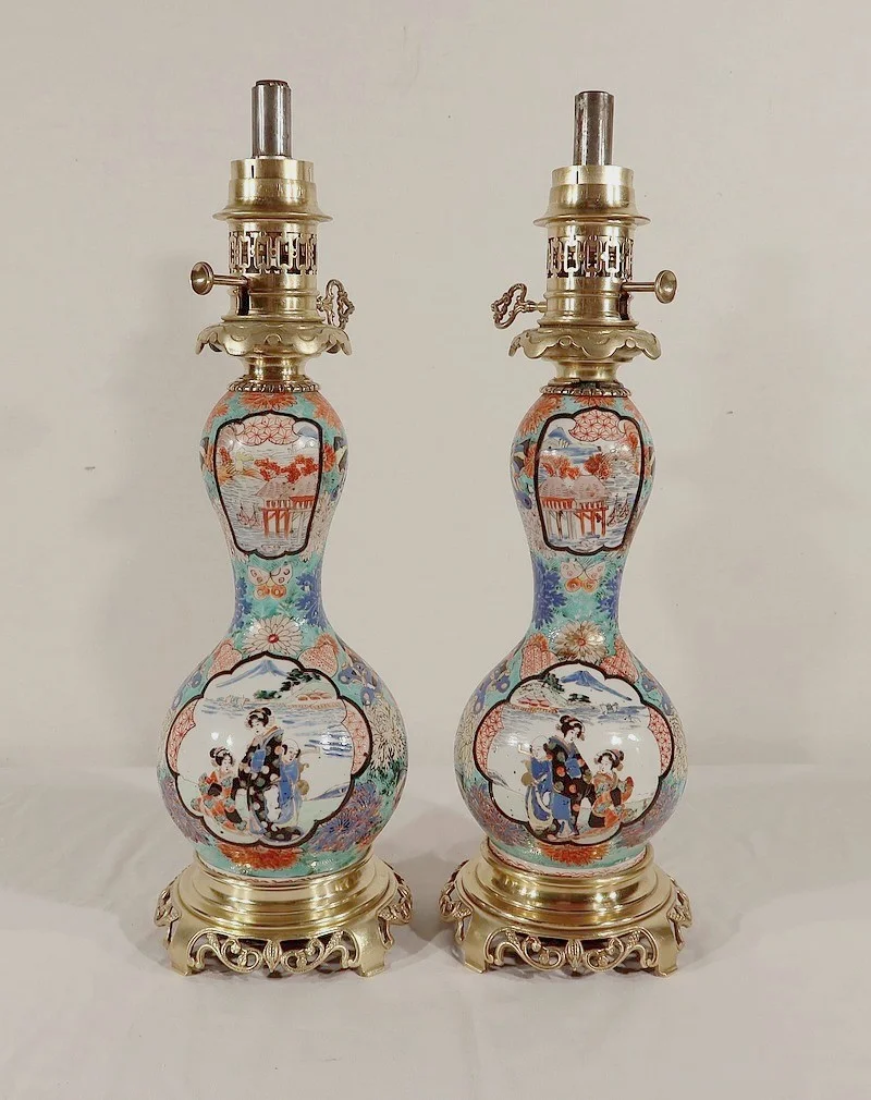 PAIR OF NAPOLEON III PERIOD PETROL LAMPS