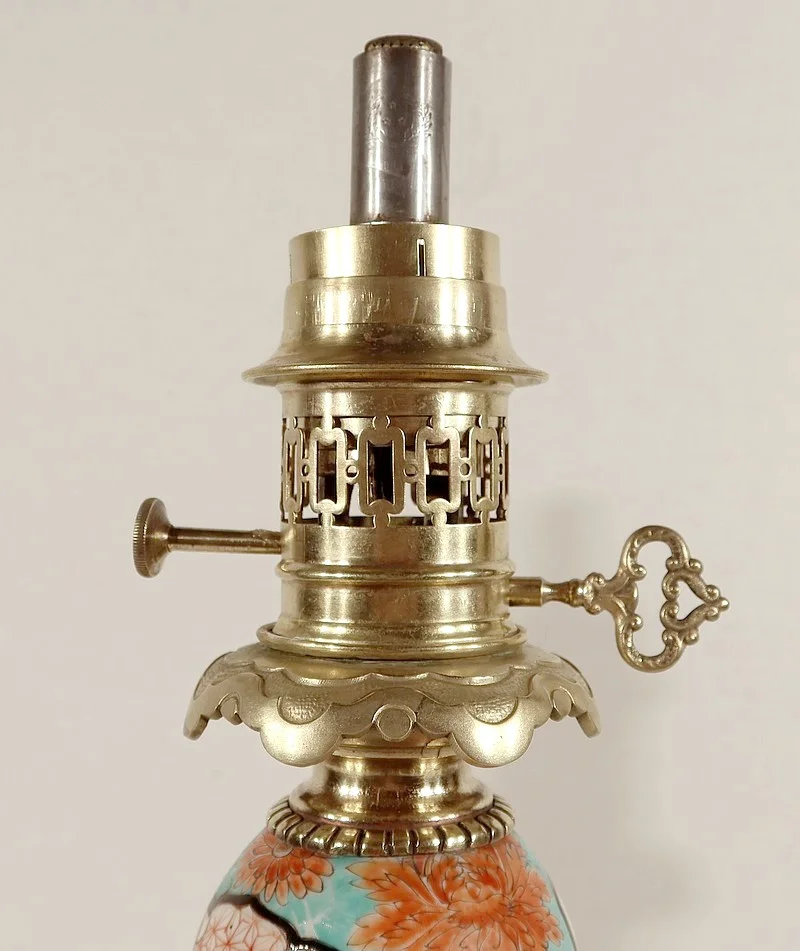 PAIR OF NAPOLEON III PERIOD PETROL LAMPS