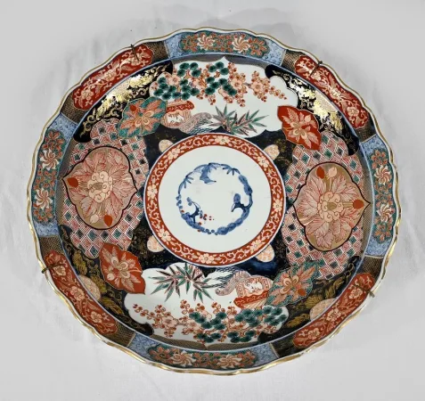 Plat Japonais en Porcelaine d'Arita - Fin XIXe