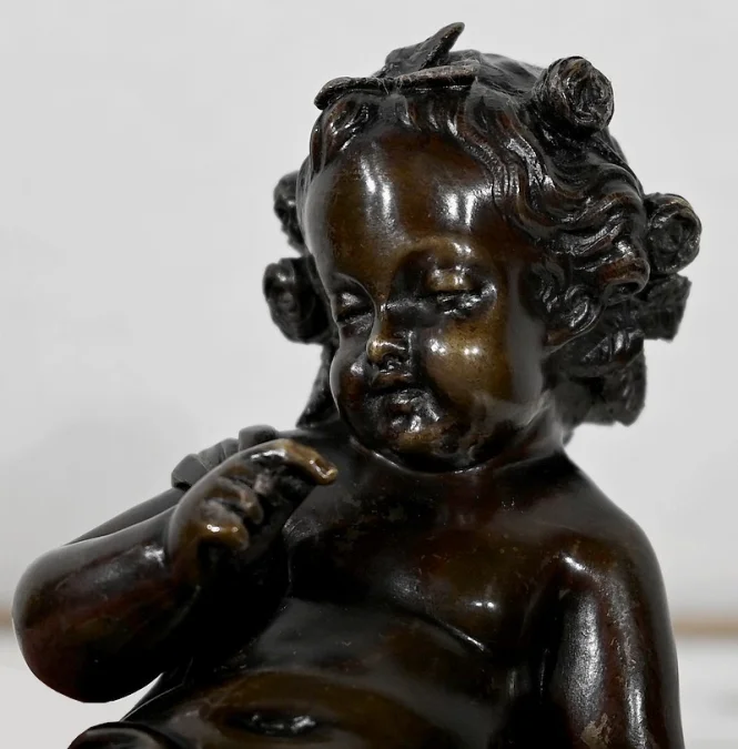 BRONZEFIGUR