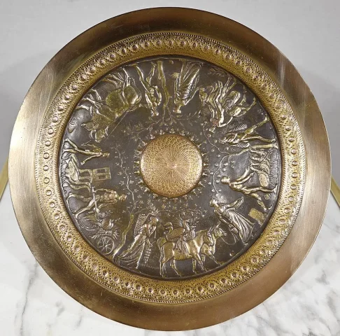 Coupe Tazza en Bronze Doré, signé F. Levillain, F. Barbedienne – XIXe