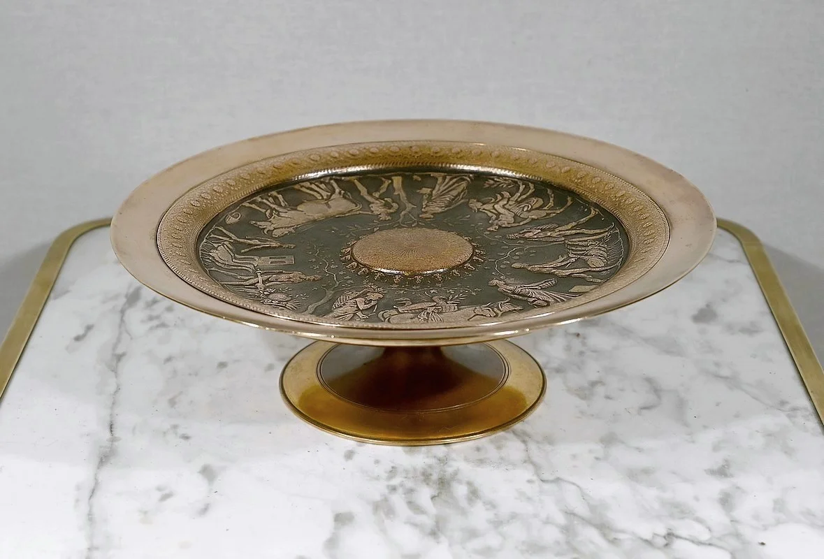BRONZE TAZZA signed F. LEVILLAIN