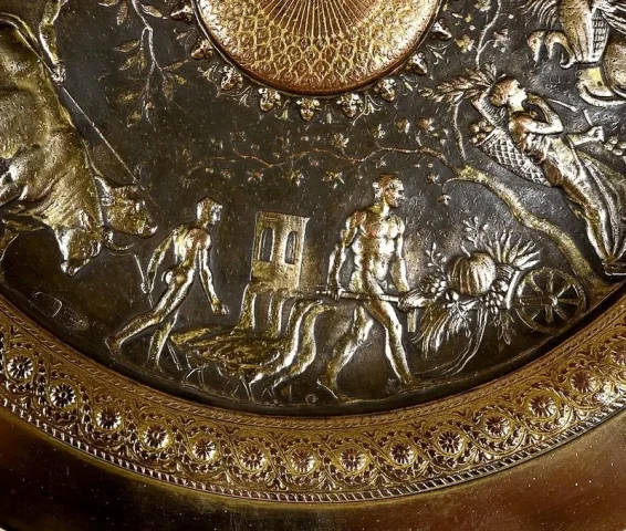Coupe Tazza en Bronze Doré, signé F. Levillain, F. Barbedienne – XIXe