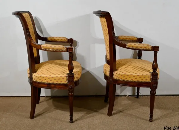 Paire de Fauteuils en Acajou, style Louis XVI – 2ème partie XIXe