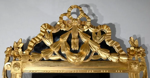 Miroir Rectangulaire en Bois Doré, style Louis XVI – Fin XIXe