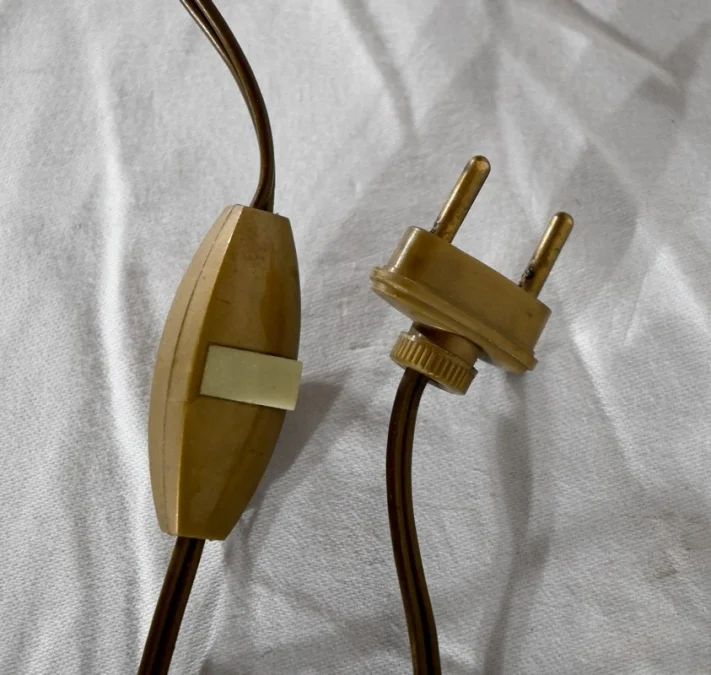 CHINESISCHE PORZELLANLAMPE
