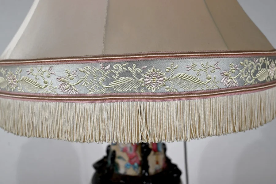 CHINESISCHE PORZELLANLAMPE