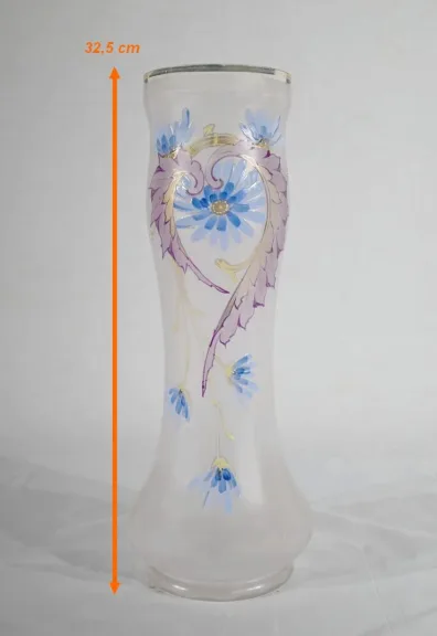 Vase en Verre Fin – 1920
