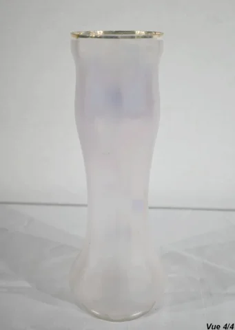 ガラスの花瓶