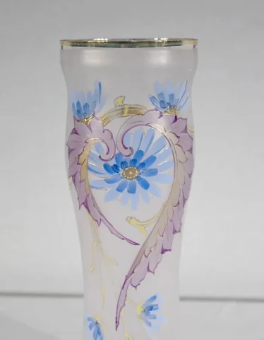 ガラスの花瓶