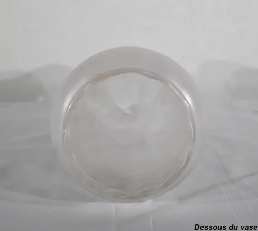 Vase en Verre Fin – 1920