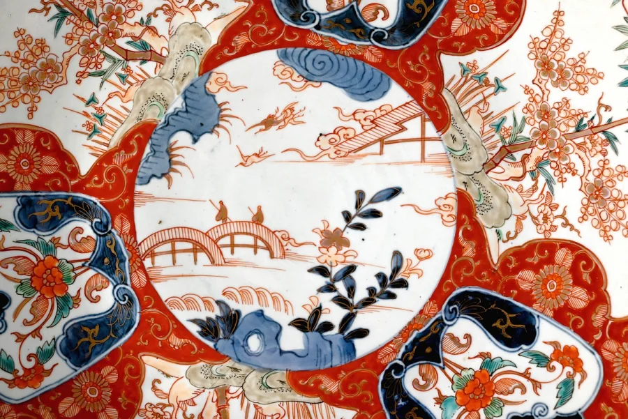 CHINESISCHES PORZELLANGERICHT