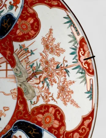 Important Plat en Porcelaine de Chine – Fin XIXe