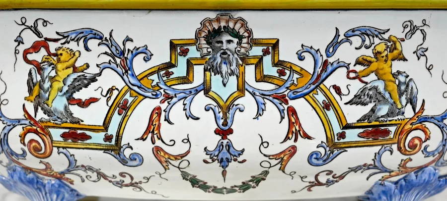 Jardinière en Faïence de Gien, style Renaissance – Début XXe