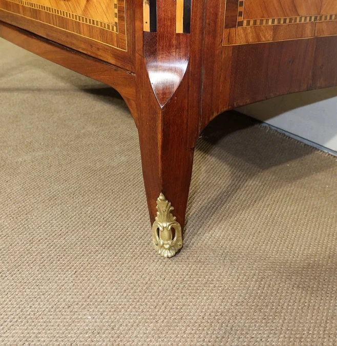 KOMMODE AUS DER ZEIT LOUIS XVI