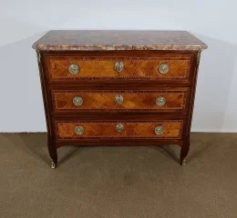 Petite Commode en Marqueterie de Bois Précieux, estampillée C-M. Magnien, époque Louis XVI – XVIIIe