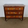 Petite Commode en Marqueterie de Bois Précieux, estampillée C-M. Magnien, époque Louis XVI – XVIIIe