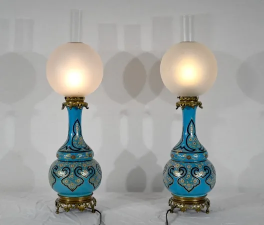 Paire de Lampes en Porcelaine et Bronze, époque Napoléon III – Milieu XIXe