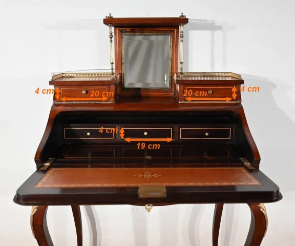 Petit Bureau de Dame en Placage de Palissandre, style Louis XV – 2ème partie du XIXe