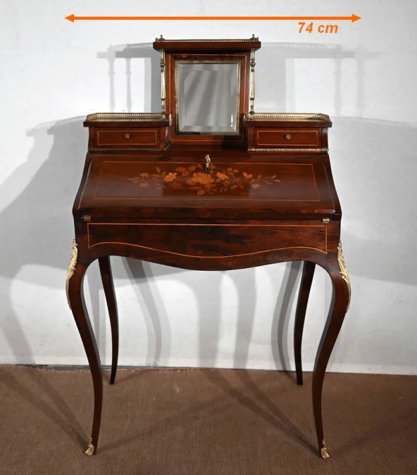 DAMES BUREAU