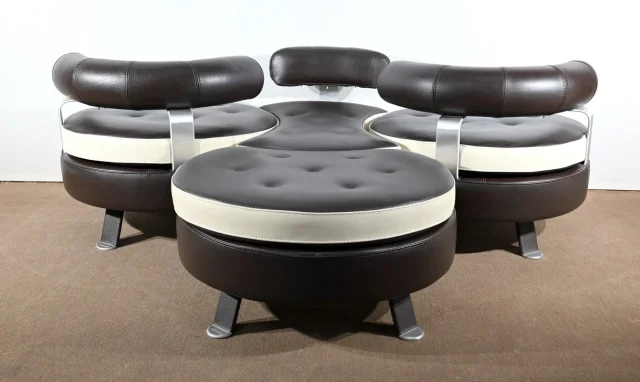 SETTEE BY MARIO SPINELLI FOR FORMENTI