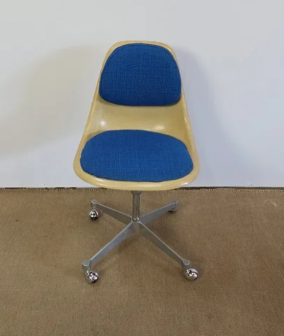DREHSTUHL von CHARLES & RAY EAMES