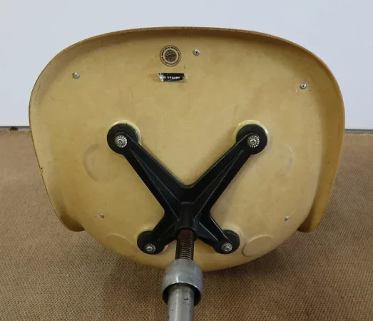 Chaise pivotante, Charles & Ray Eames, édition Herman Miller – 1970