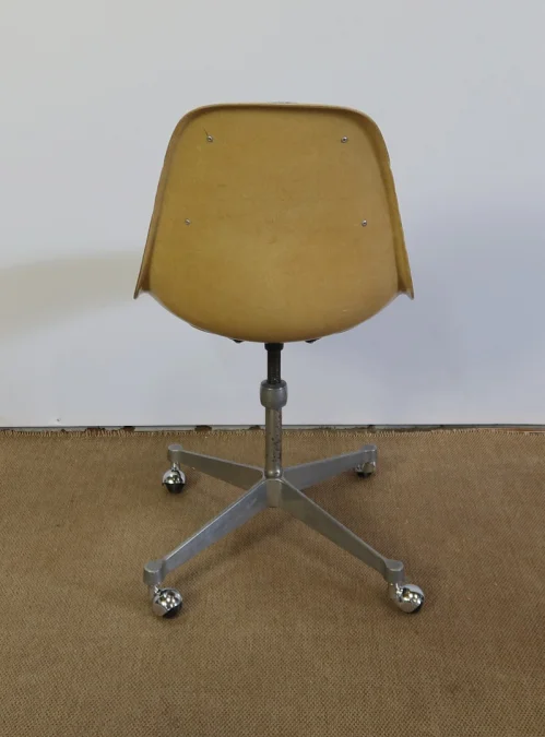 SILLA GIRATORIA de CHARLES & RAY EAMES