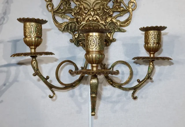 Importante Paire d’Appliques à 3 branches en bronze doré, Napoléon III – Milieu XIXe