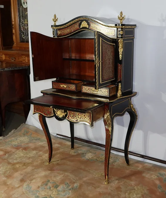 NAPOLEON III PERIOD CABINET