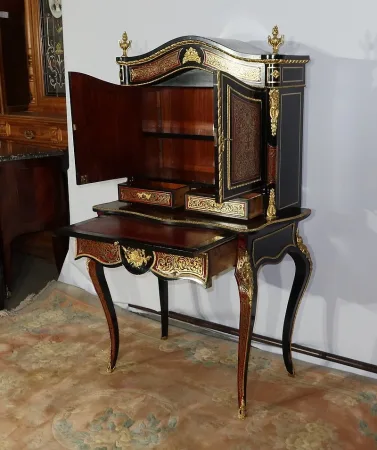 Petit Cabinet en Marqueterie Boulle, époque Napoléon III – Milieu XIXe