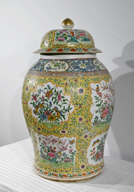 Importante Potiche en Porcelaine, Canton – Fin XIXe