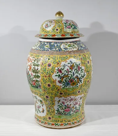 Importante Potiche en Porcelaine, Canton – Fin XIXe