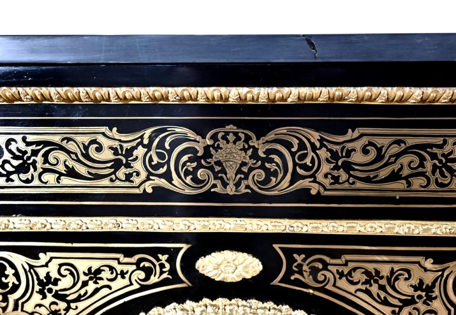Meuble d’Appui en Poirier Noirci, époque Napoléon III – Milieu XIXe