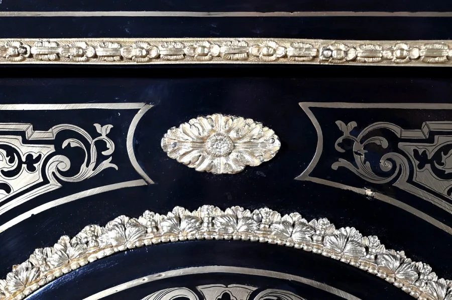 Meuble d’Appui en Poirier Noirci, époque Napoléon III – Milieu XIXe