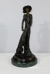 BRONZE STATUETTE after D. CHIPARUS