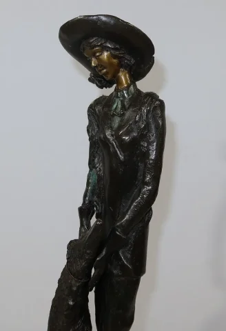 Important Bronze « La Dame au Lévrier » d’après D. Chiparus – XXe