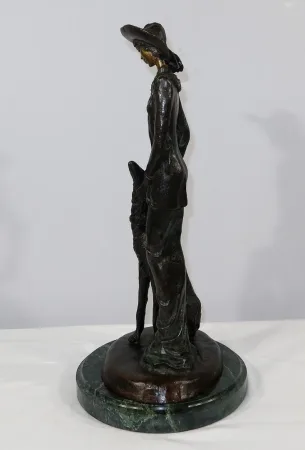 BRONZE STATUETTE after D. CHIPARUS