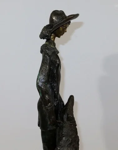Important Bronze « La Dame au Lévrier » d’après D. Chiparus – XXe