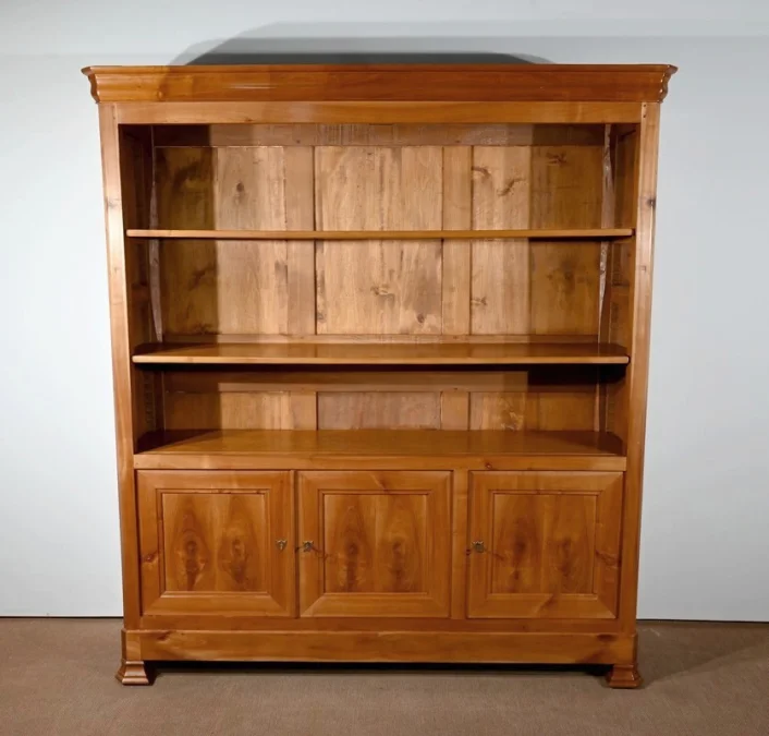 BÜCHERREGAL
