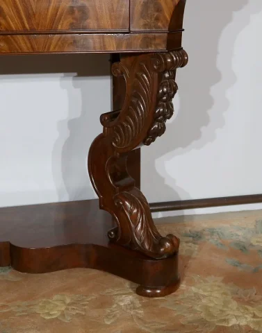FRANSE RESTAURATIEPERIODE KAPTAFEL